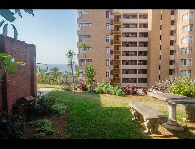 2 BEDROOM APARTMENT FOR SALE IN SCOTTBURGH CENTRAL